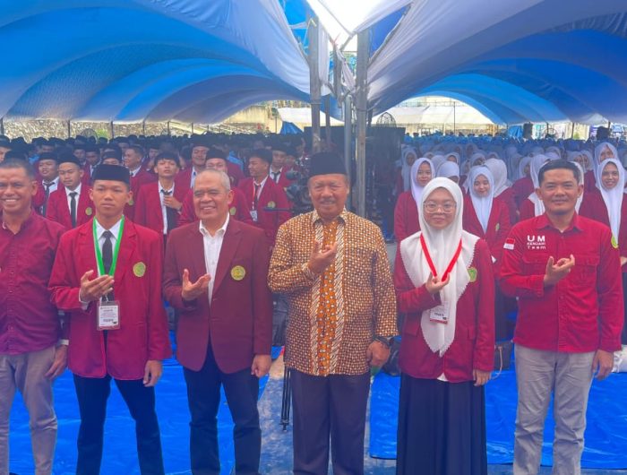 UM Kendari Kukuhkan 3.054 Mahasiswa Baru Lewat OSDIK 2025