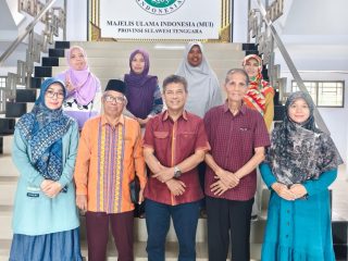 LPPOM Sultra dan Ketua MUI Sultra Perkuat Sinergi Sambut Program Wajib Halal 2026