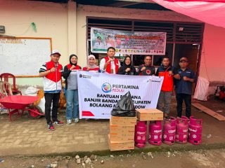 Pertamina Patra Niaga Regional Sulawesi Melalui IT Bitung Salurkan Bantuan Penanganan Banjir Bandang di Kabupaten Bolaang Mongondow