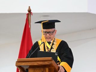 UHO Kukuhkan 9 Guru Besar, Target 250 Profesor Sebelum 2030