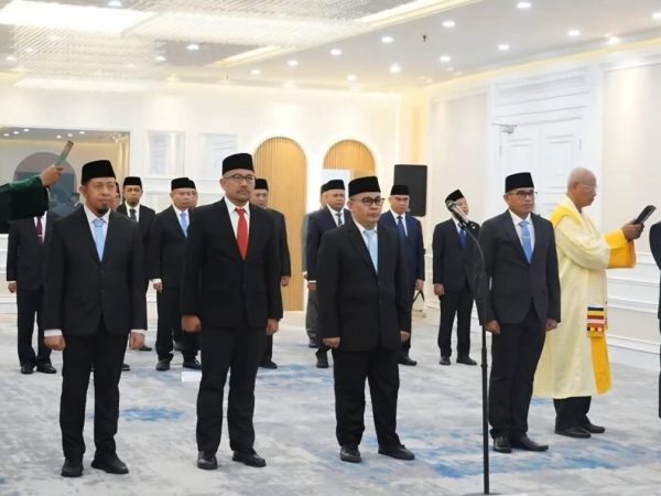 Prof Husain Insawan Resmi Dilantik sebagai Rektor UIN Kendari, Bawa Semangat Transformasi Kampus