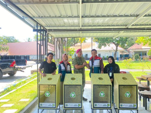 Pertamina Patra Niaga Regional Sulawesi melalui IT Makassar Olah Limbah Plastik Segel Tangki Menjadi Produk Bernilai Guna dan Ekonomi