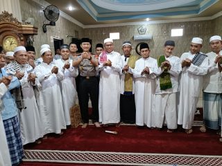 Sampaikan Pesan Kamtibmas di Masjid, Kapolda Sultra Ajak Masyarakat Bersama Berantas Narkoba