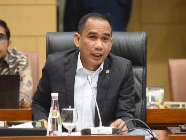 Komisi III DPR RI Rudianto Lallo Dukung Kapolri Dorong MUI Kaji Fatwa Penggunaan Vape